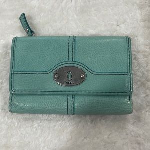 Fossil wallet